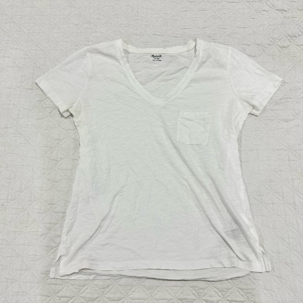 Madewell V-neck short sleeve top
